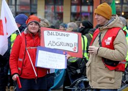 Wieder Hunderte Protestieren In Jena 30